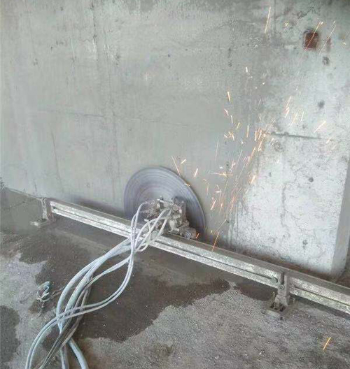 牆劇切割（gē）